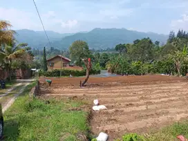 Tanah 1100 untuk villa komersil