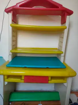 Meja belajar anak merk Chicco