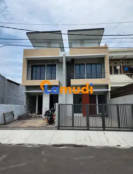 Dijual rumah baru mewah di Mekarwangi