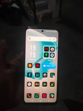Infinix hot 50 pro 8+5/256