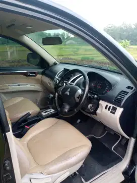 Pajero exceed 2012