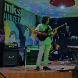 Kursus/Les gitar private ( datang ke rumah )