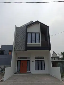 Rumah  Baru Galaxy Dekat LRT Cikunir & Tol Jakasampurna Bekasi Selatan