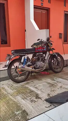 Motor Honda GL 96