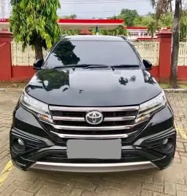 Toyota RUSH 1.5 GR SPORT 2021 AT