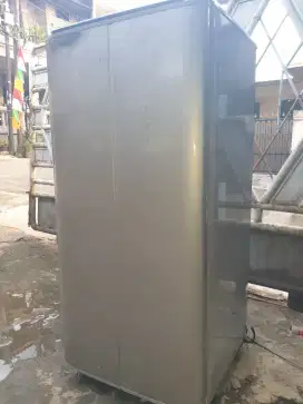 Di jual kulkas 1 pintu siap pakai
