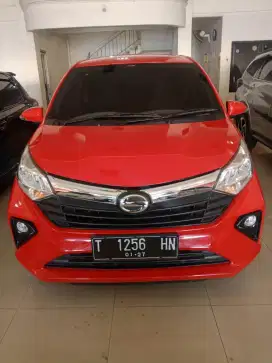 Daihatsu sigra r deluxe 2021 mt