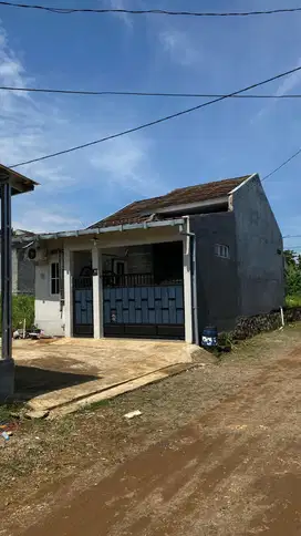 RUMAH MURAH DEKAT JALAN UTAMA CITAYAM! harga nego di tugu macan depok