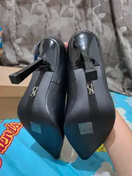 Steve Madden Martina Black uk 38 original baru