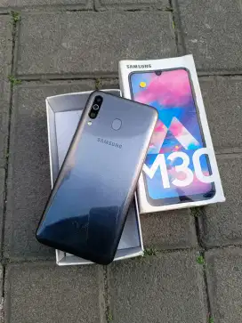 Samsung M30 4GB/64GB Fullset Mulus