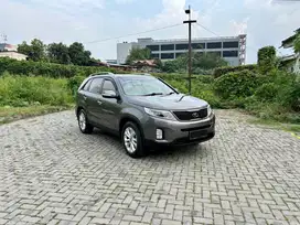 CASH KIA SORENTO 2013 Bensin 2.4 panoramic