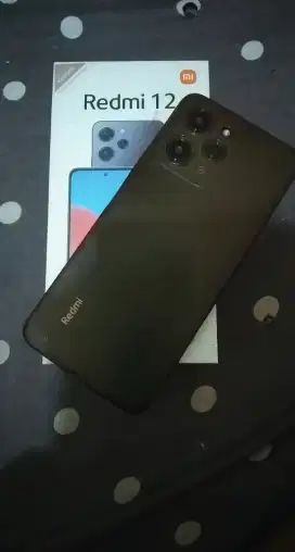 Redmi 12. Hitam. 8GB + 128 GB