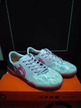 Sepatu Futsal Anak Ortuseight
