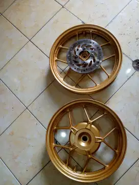 Pelek resing original motor Vario 150 Vario 160