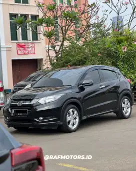 Honda HRV 1.5 E Cvt 2016 AT Hitam Matic