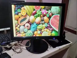 monitor LCD 17 in merk LG Flatron