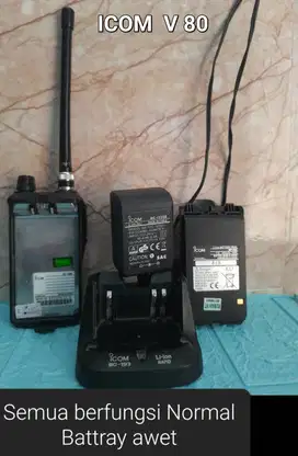 Ht ICOM  V80 ORI