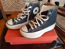 Sepatu converse cewek