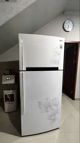 KULKAS LG NORMAL BUKAN SHARP PANASONIC SAMSUNG SANYO POLYTRON AQUA GEA
