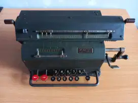 Calculator Kuno Jadul Barang Antik Merk Facit Sweden