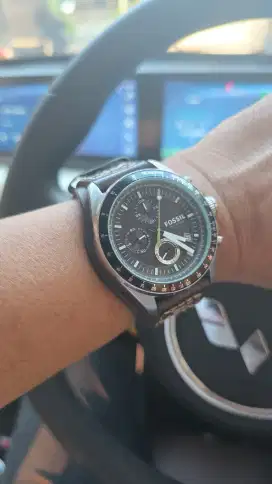 Jam tangan Fossil