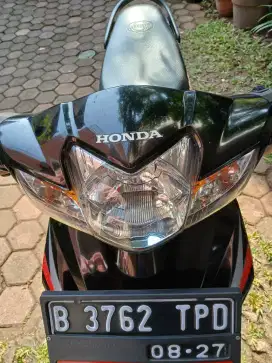 Jual honda absolute revo thn 2012 pemakaian pribadi