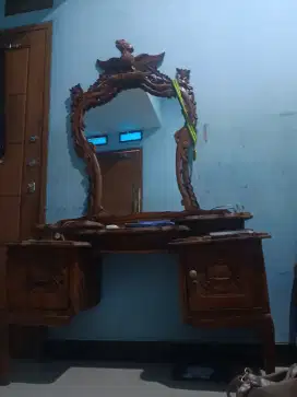 Meja Rias kayu jati