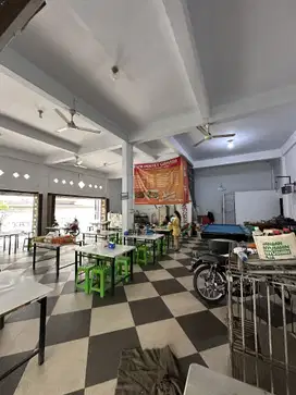 Dijual Ruko Gandeng Sudut daerah Sutomo Ujung