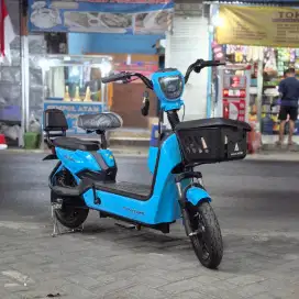 SEPEDA LISTRIK TERMURAH SPESIAL HADIAH AGUSTUSAN LELANG HARGA