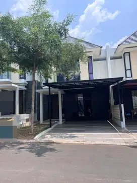 Di Jual Rumah Strategis Luas 120 di Citra grand Cibubur