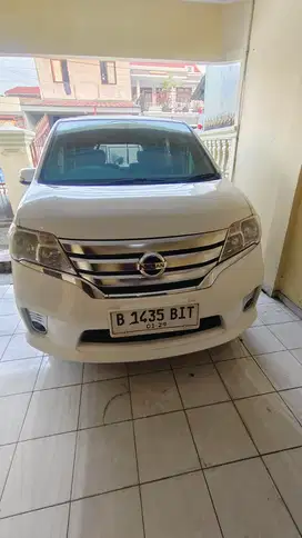 Nissan Serena 2014 Bensin