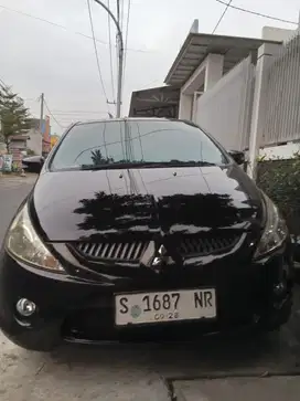 Mitsubishi Grandis 2008 Bensin
