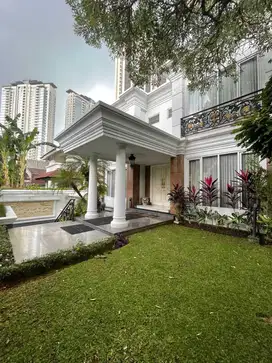 JUAL CEPAT RUMAH MEWAH SIMPRUG GARDEN, KEBAYORAN, JAKARTA SELATAN