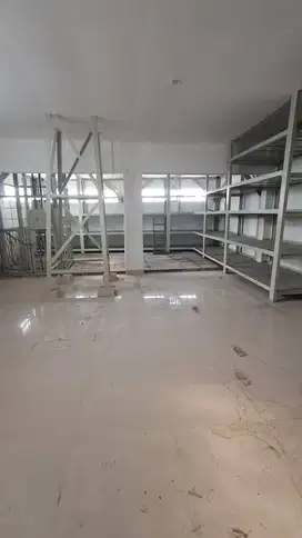 Disewakan Ruko 3 Lantai di Tengah Kota Bandung Siap Pakai