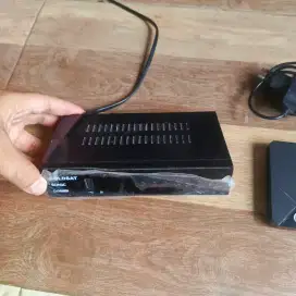 Set Top Box STB Goldsat dan Tripsky miniQ3 android tv box