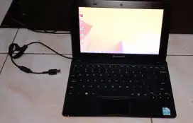 Netbook Lenovo Type E10-30 (10.1 Inch)
