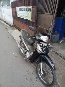 dijual motor supra x125