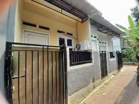 DIKONTRAKAN/DISEWAKAN RUMAH LENTENG AGUNG DEKAT STASIUN LENTENG AGUNG