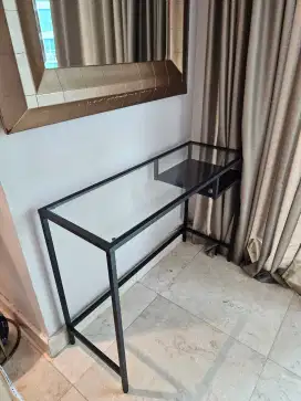 Laptop table IKEA (Meja)