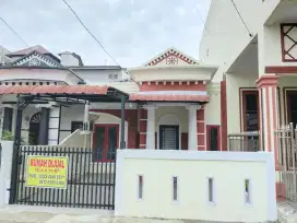 Dijual rumah villa cantik