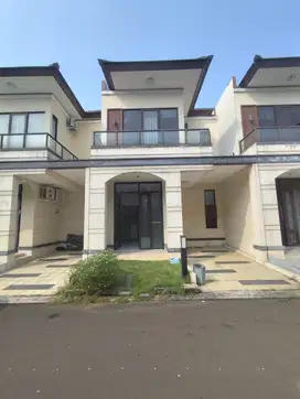 Rumah Cantik 2 Lt di Lavon cluster Allura Tangerang Y00147