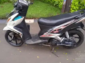 YAMAHA XEON 2010 SIAP PAKAI