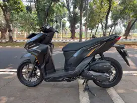 DP MINIM 3JTA CASH KREDIT HONDA VARIO KEYLESS 125 THN 2022 PAJAK IDUP