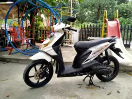 Honda Beat 2011 Pajak Hidup bs tt