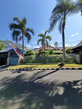 Rumah Cantik Asri Terawat Tengah Kota Daerah Gunung gunung Kota Malang