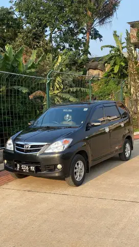 Toyota Avanza 2010 Bensin
