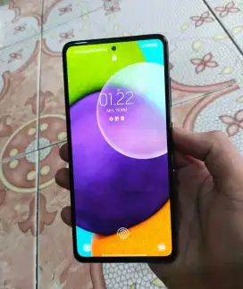 Samsung a72 ram 8/128 NFC
Lcd original . 
Minus pemakaian aja .