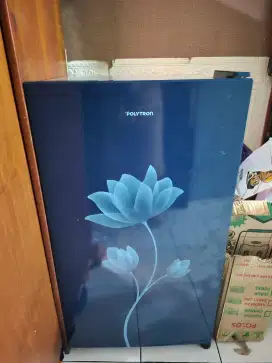 Kulkas 1 pintu Polytron belleza pra 159