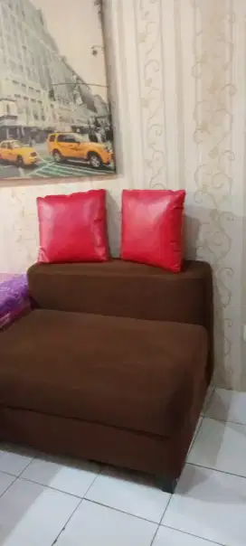 Disewakan apartemen kalibata city Tower gaharu studio furnish