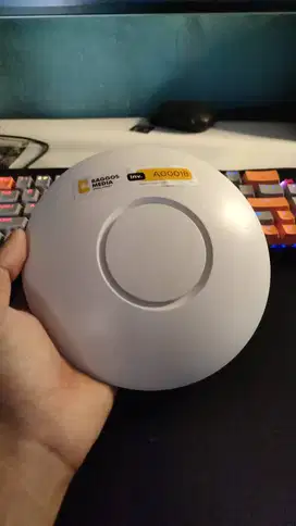 UniFi (Ubiquiti)- AP AC LITE – Bekas, Masih Berfungsi